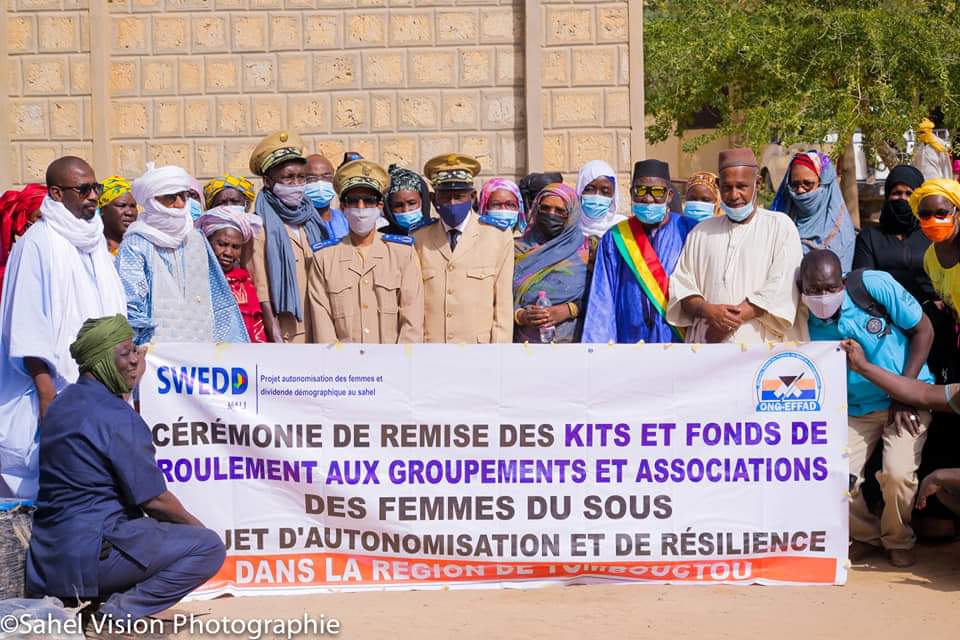 Cérémonie de remise des kits et fonds de roulement dans le cadre du sous projet d’appui à l’autonomisation et à la résilience des femmes dans les régions de Gao, Kidal,Menaka, Tombouctou et Taoudenit.